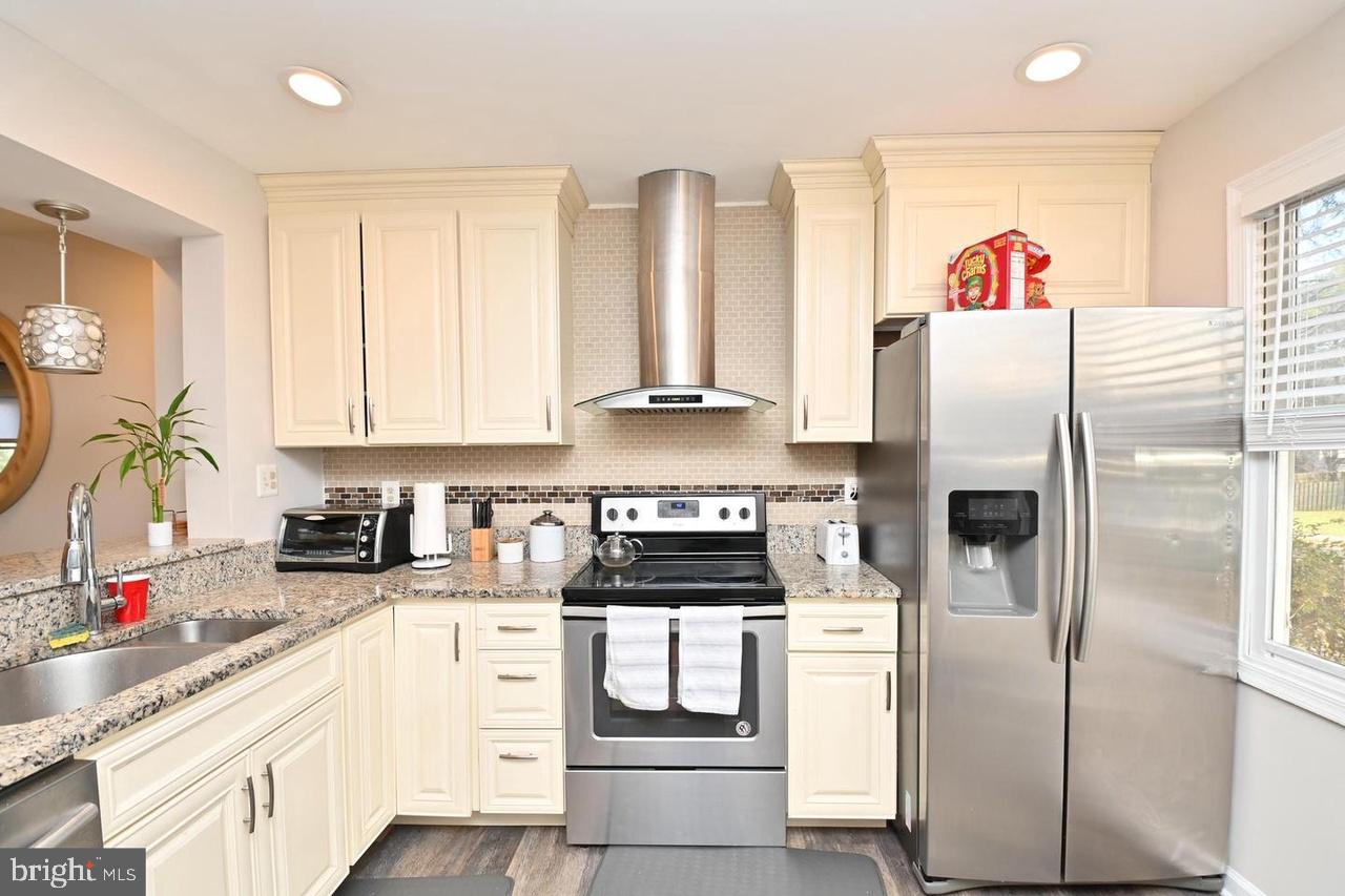 LEESBURG STATION - Residential Lease
