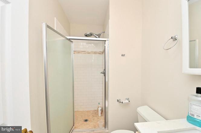 LEESBURG STATION - Residential Lease