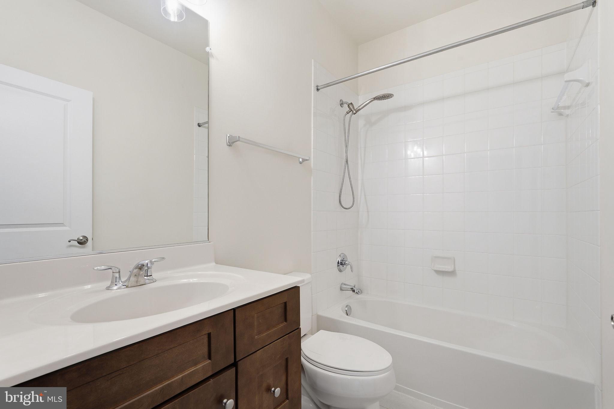 HAYMARKET CROSSING - Residential