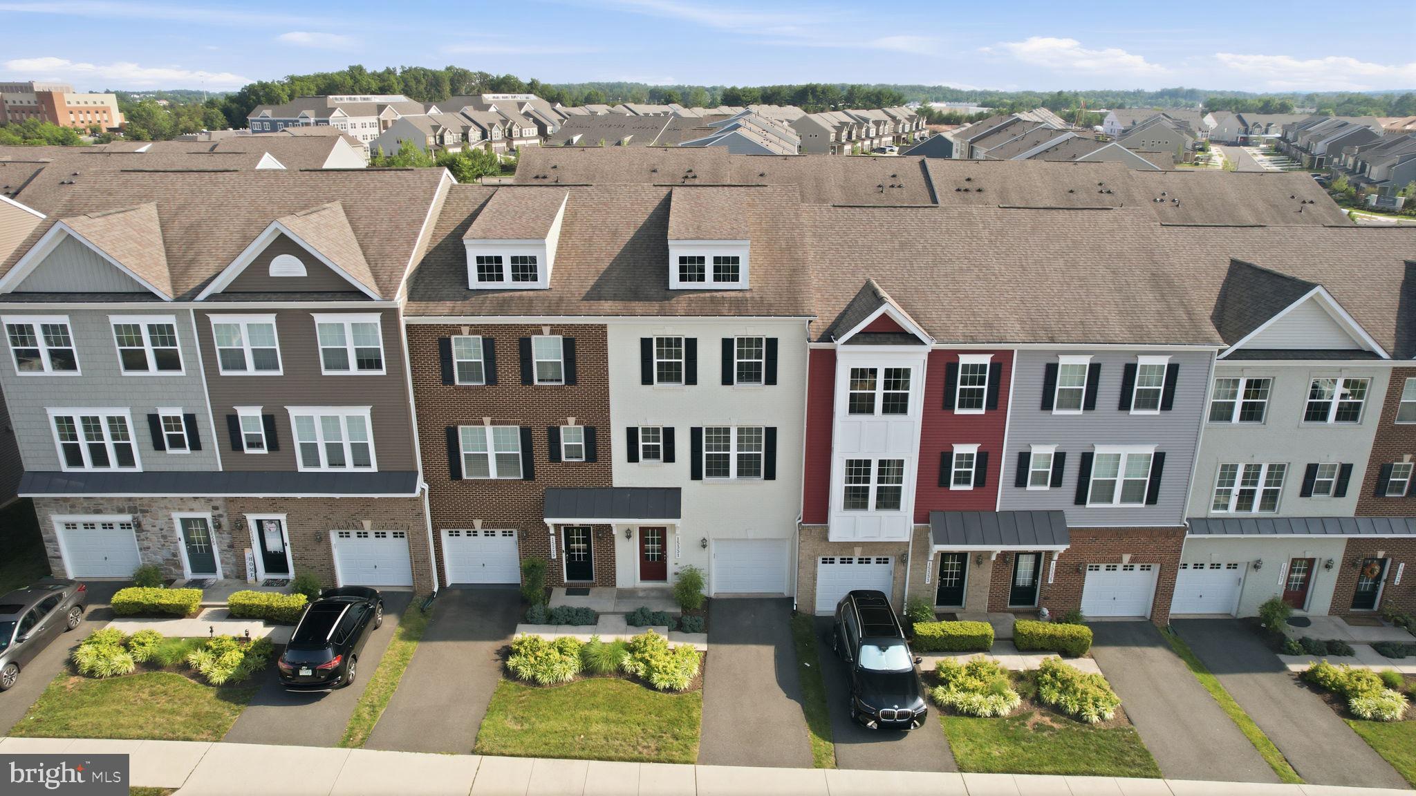 HAYMARKET CROSSING - Residential