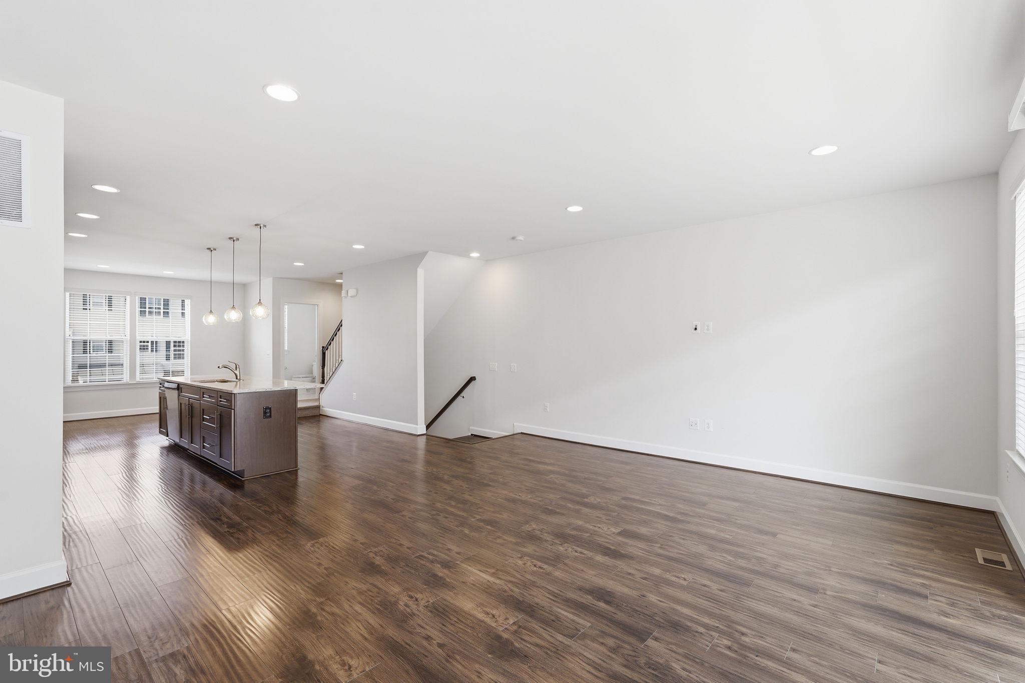 HAYMARKET CROSSING - Residential