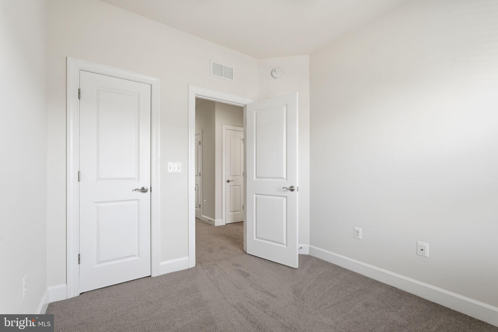 HAYMARKET CROSSING - Residential