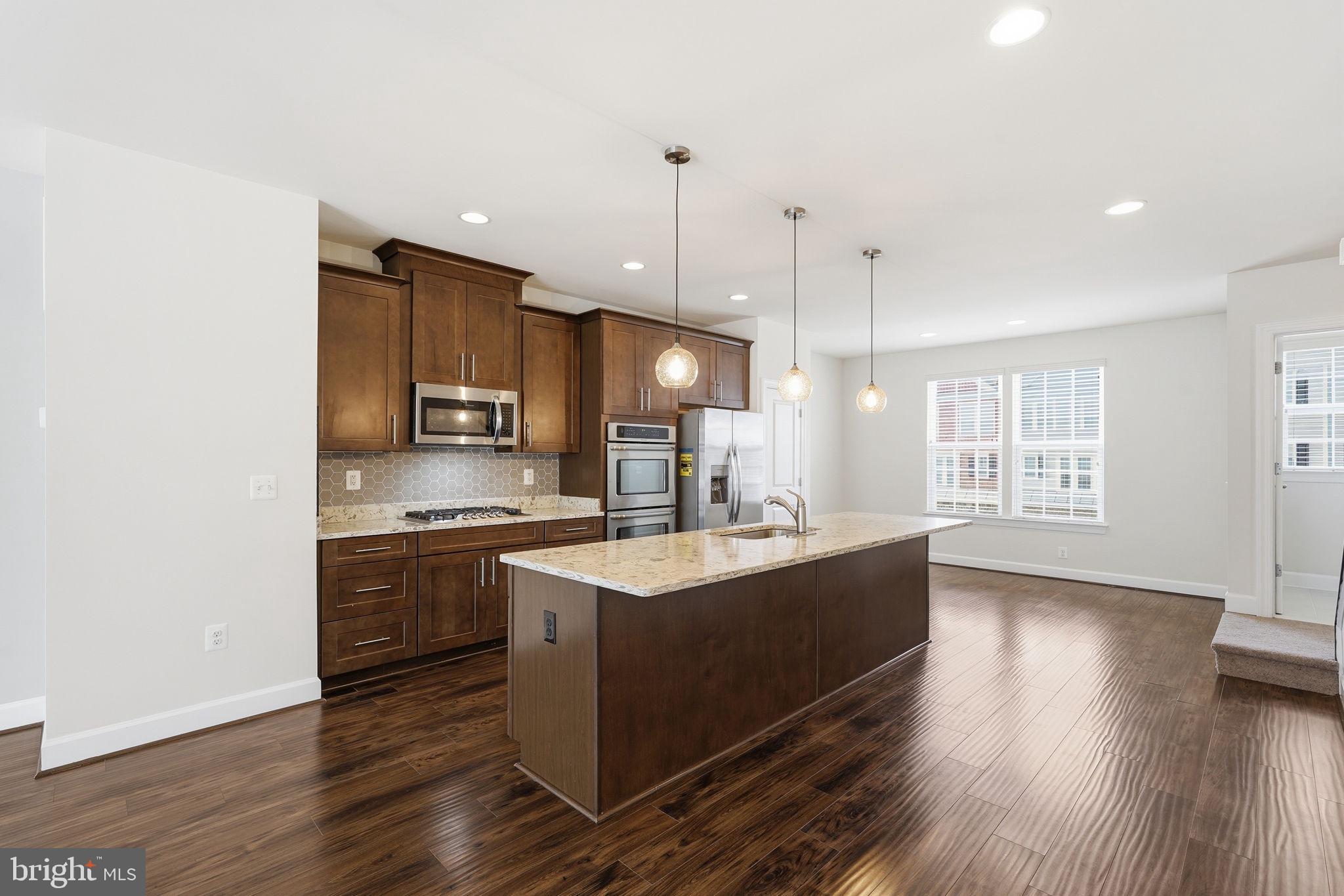HAYMARKET CROSSING - Residential