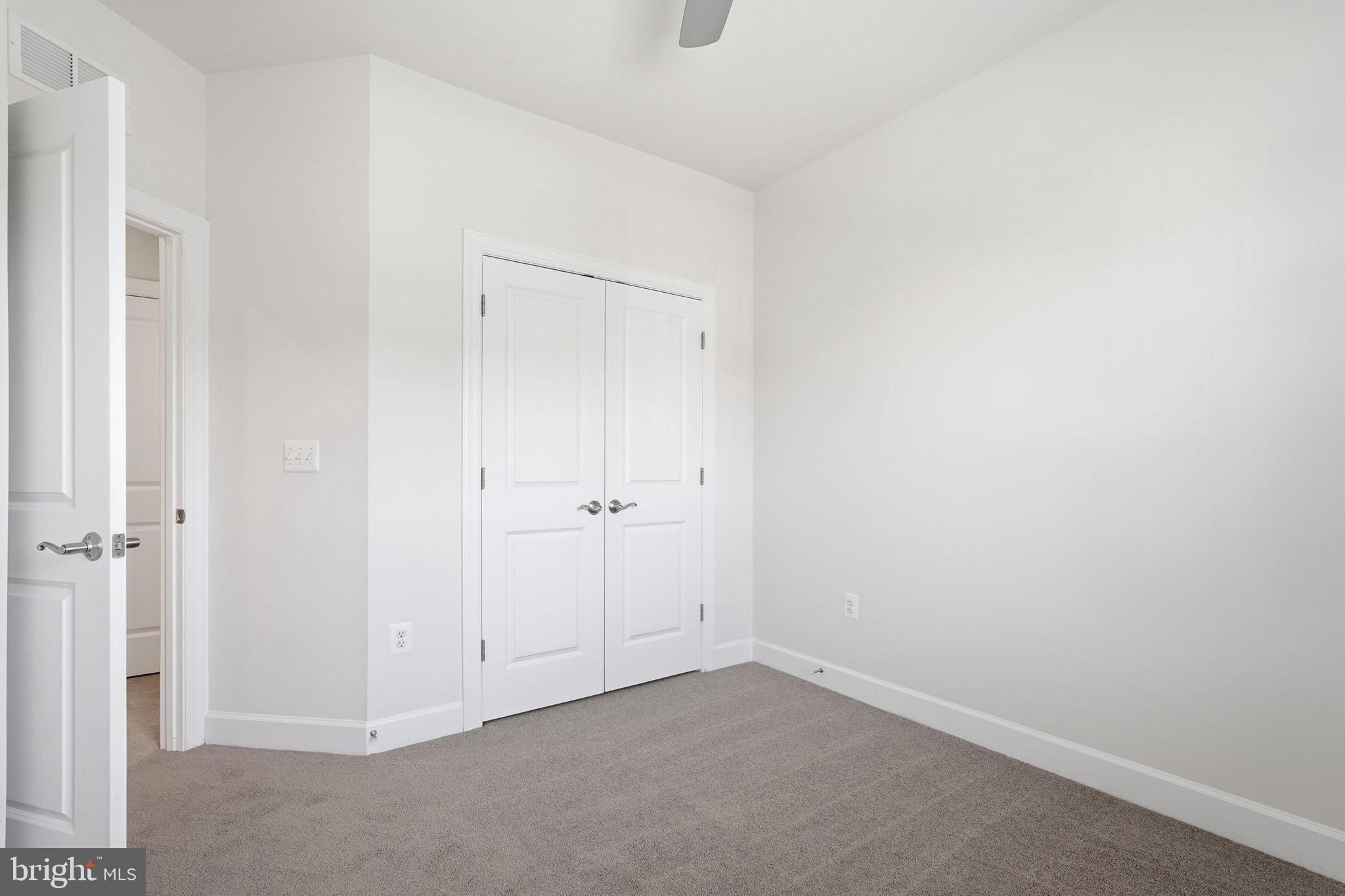 HAYMARKET CROSSING - Residential