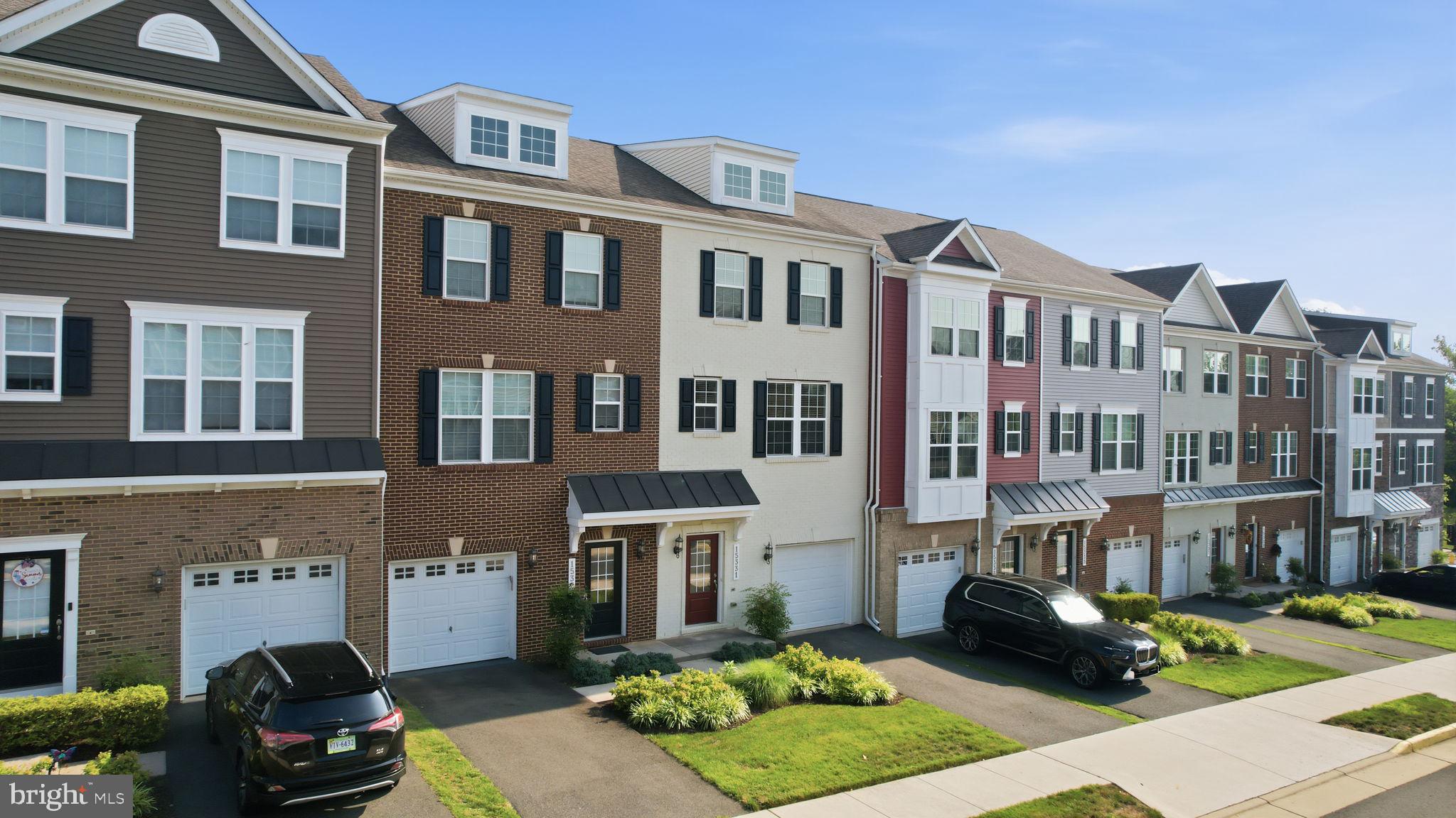HAYMARKET CROSSING - Residential