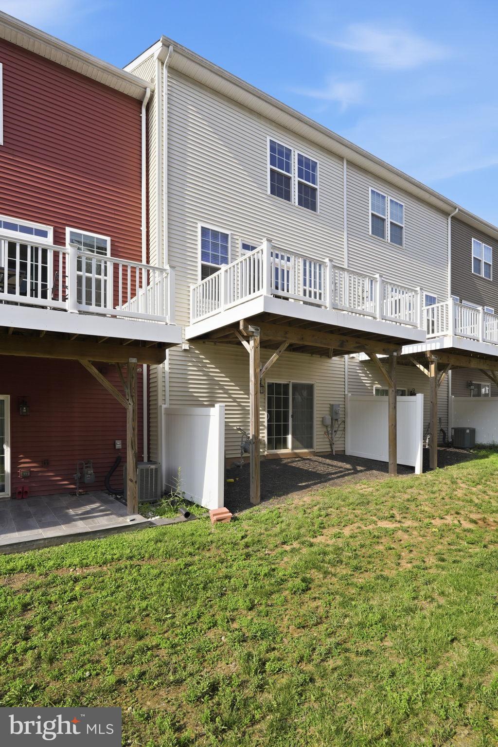HAYMARKET CROSSING - Residential