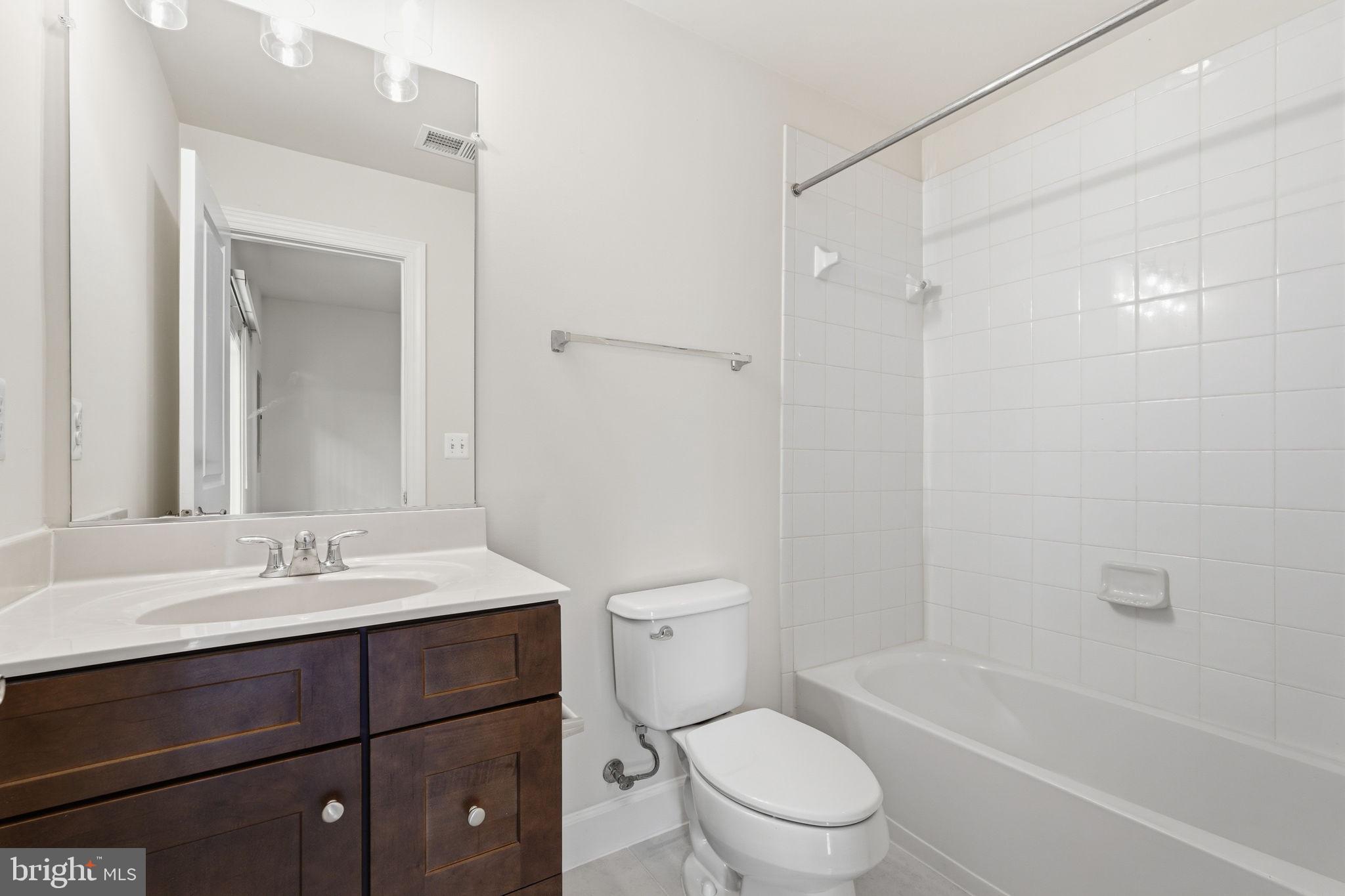 HAYMARKET CROSSING - Residential