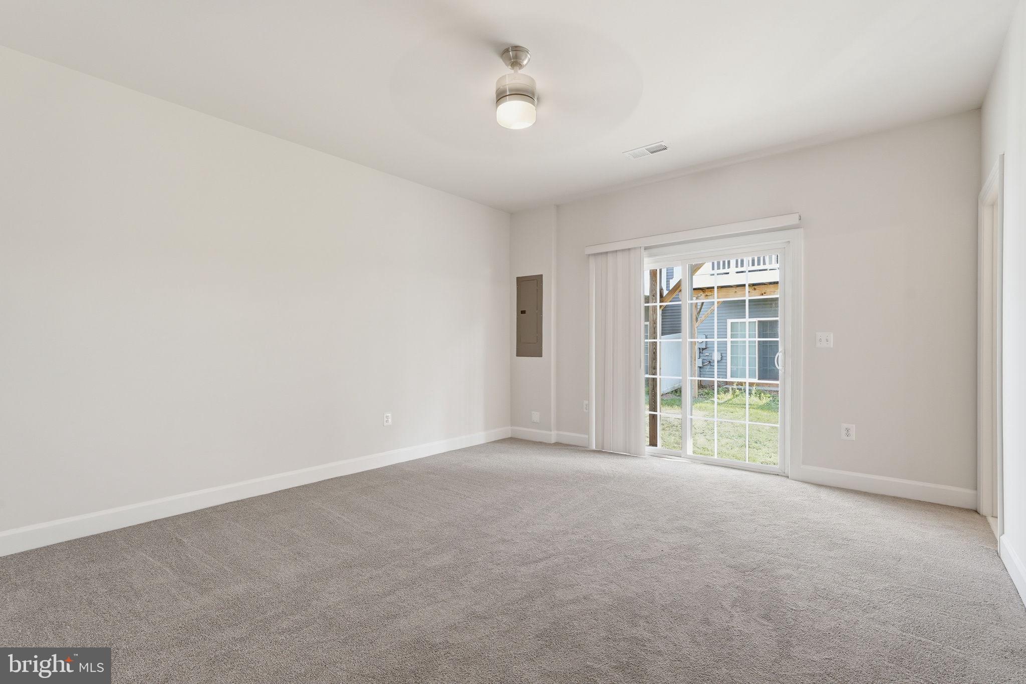 HAYMARKET CROSSING - Residential