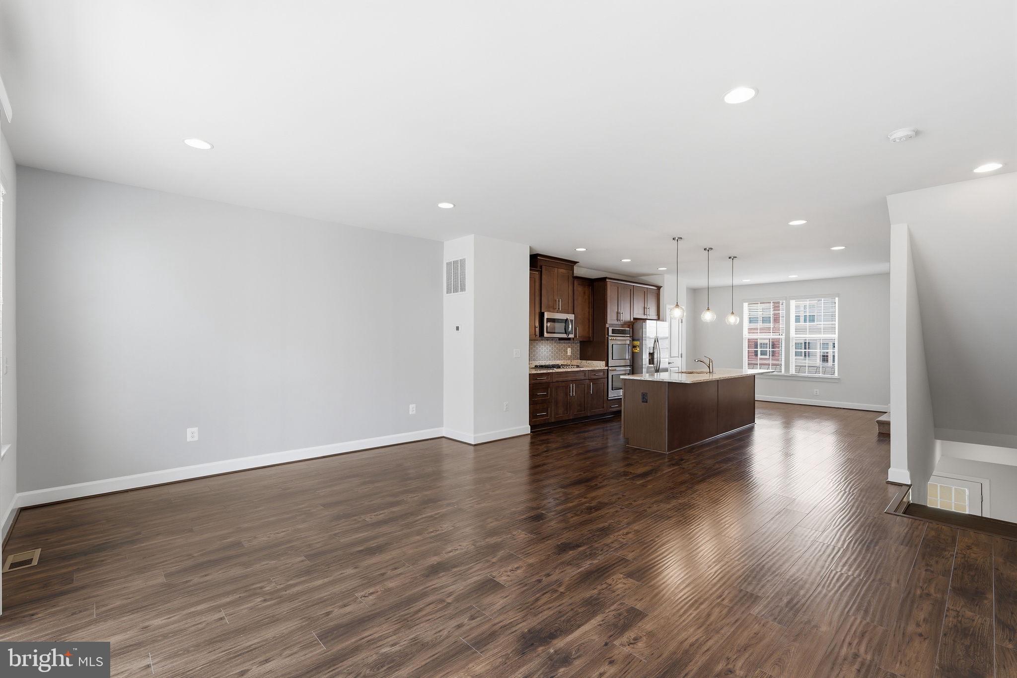 HAYMARKET CROSSING - Residential