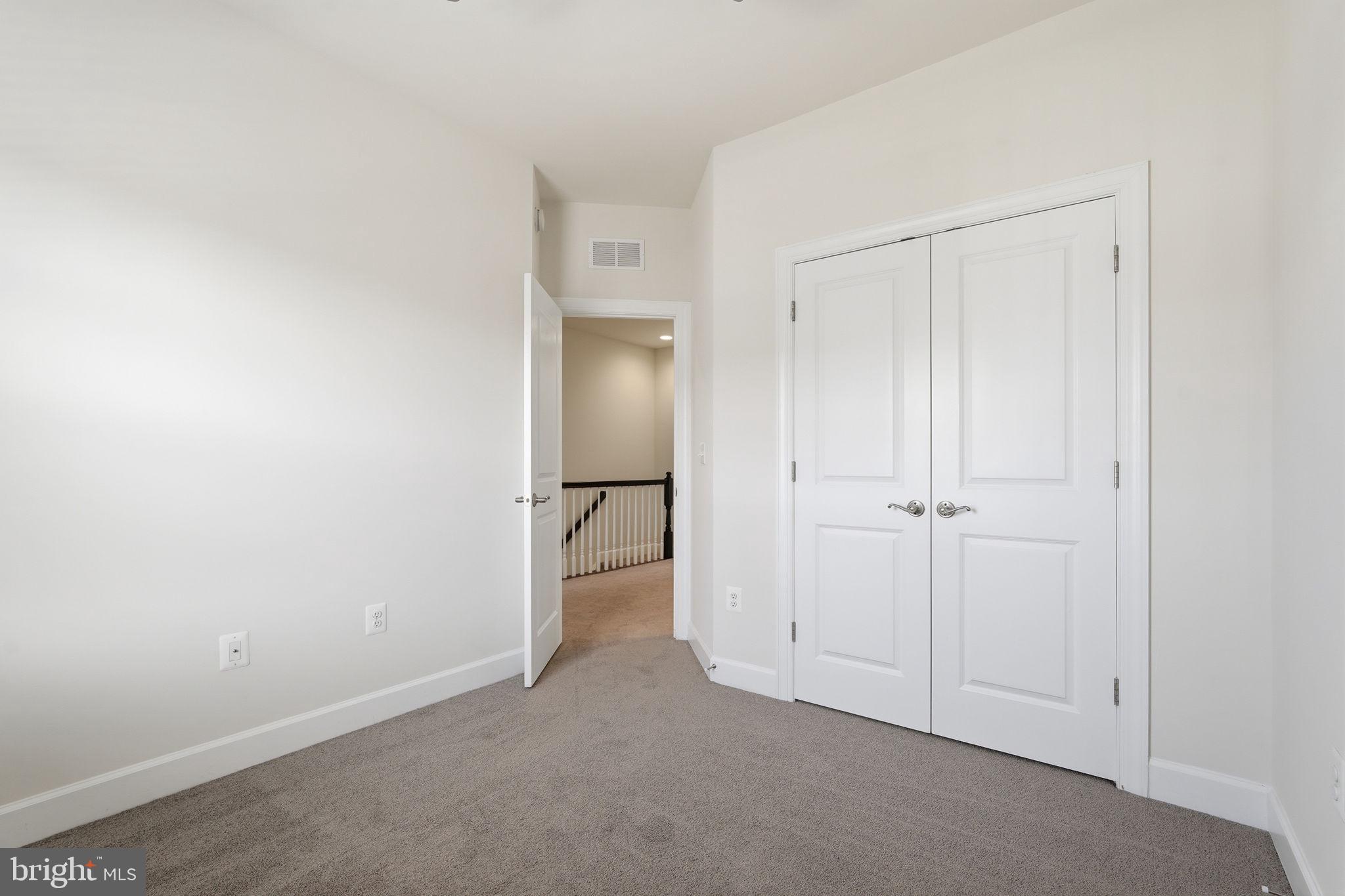 HAYMARKET CROSSING - Residential