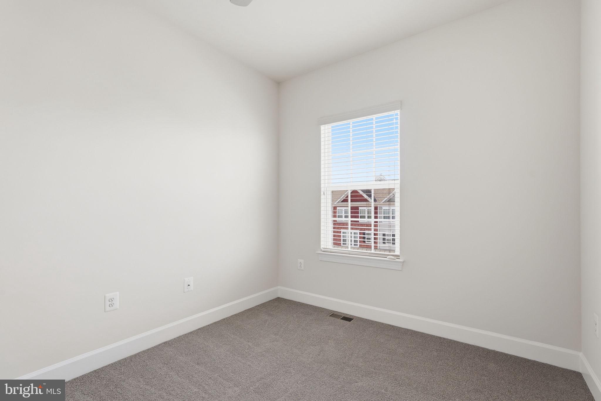 HAYMARKET CROSSING - Residential