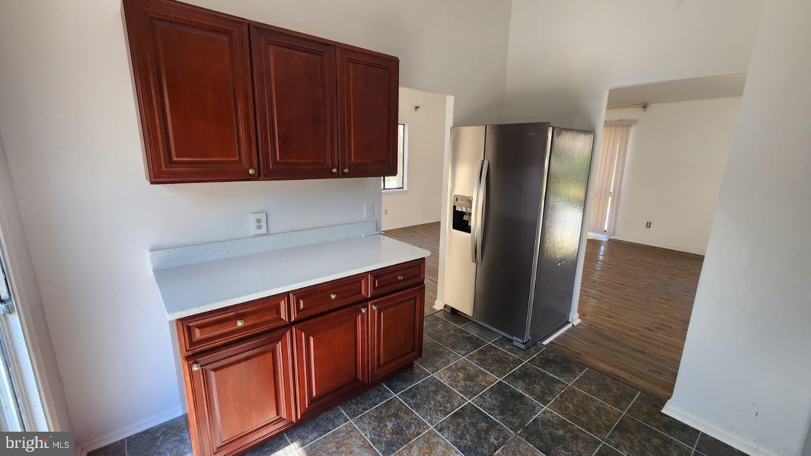 OAKLAND MILLS - Residential