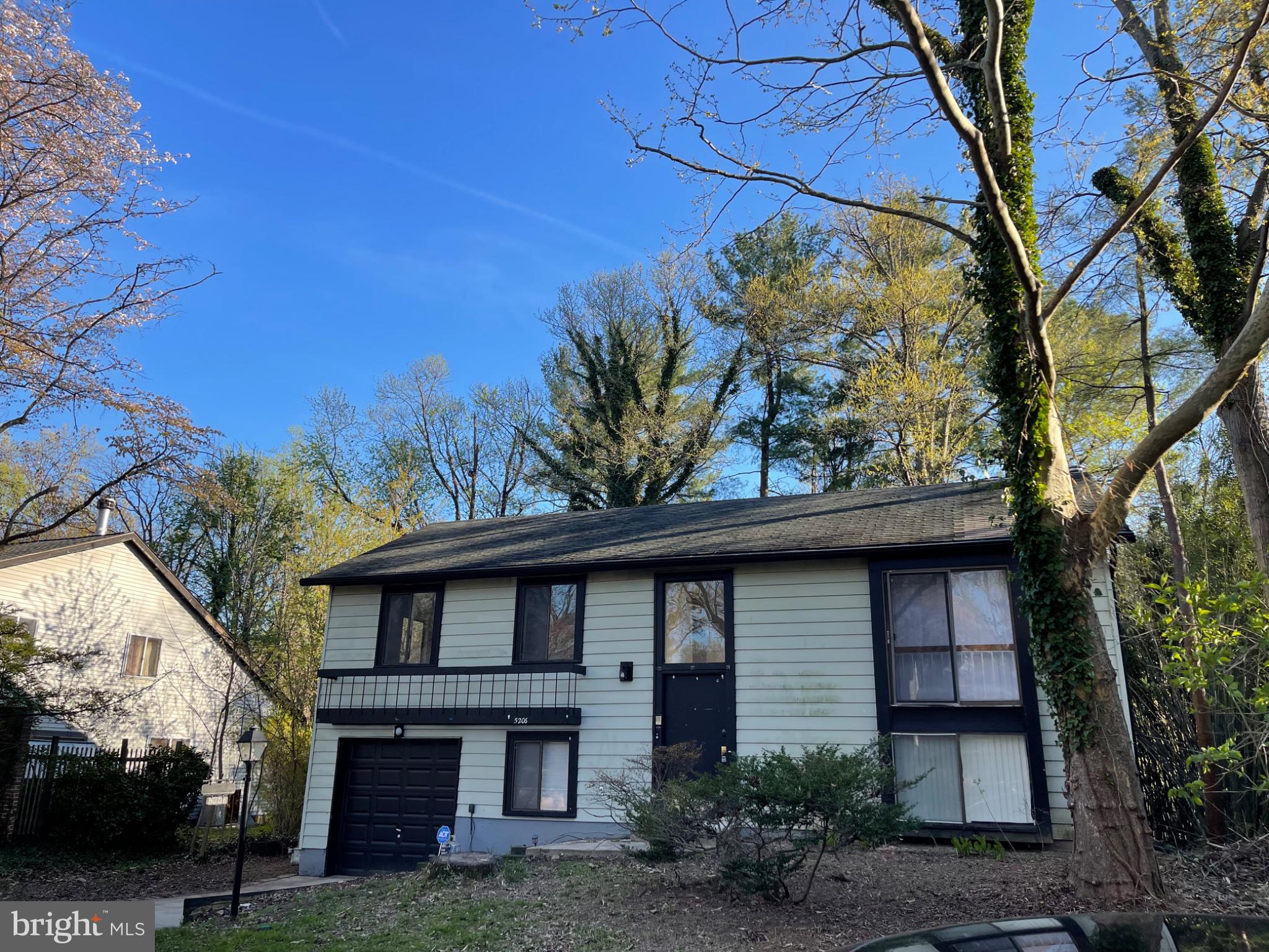 OAKLAND MILLS - Residential