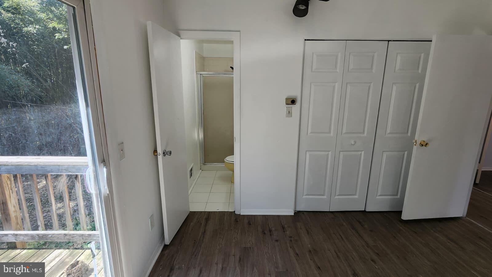 OAKLAND MILLS - Residential