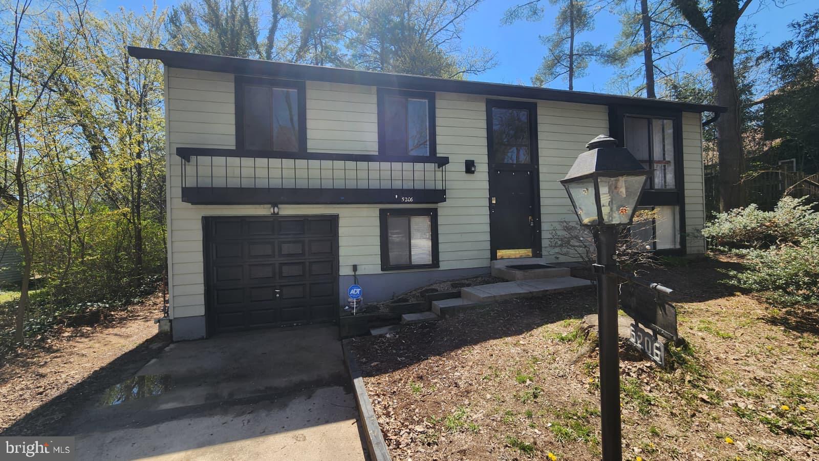 OAKLAND MILLS - Residential