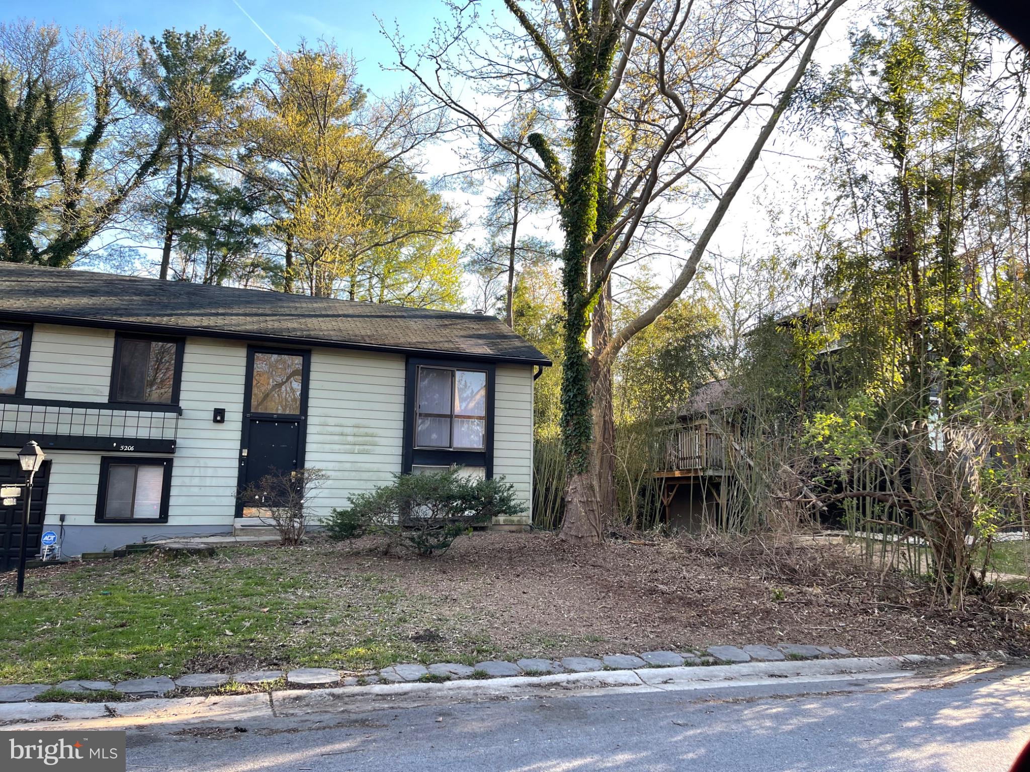 OAKLAND MILLS - Residential