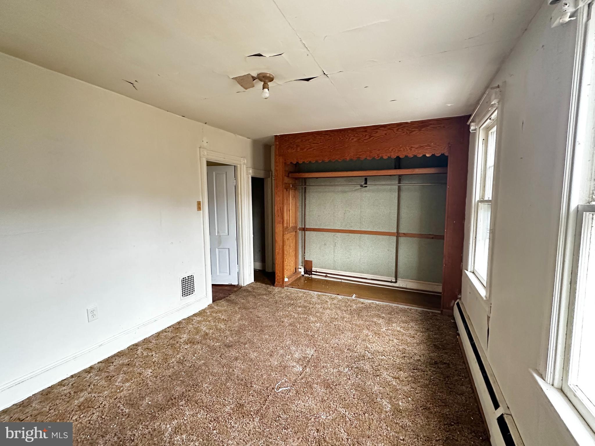 POTTSVILLE - Residential