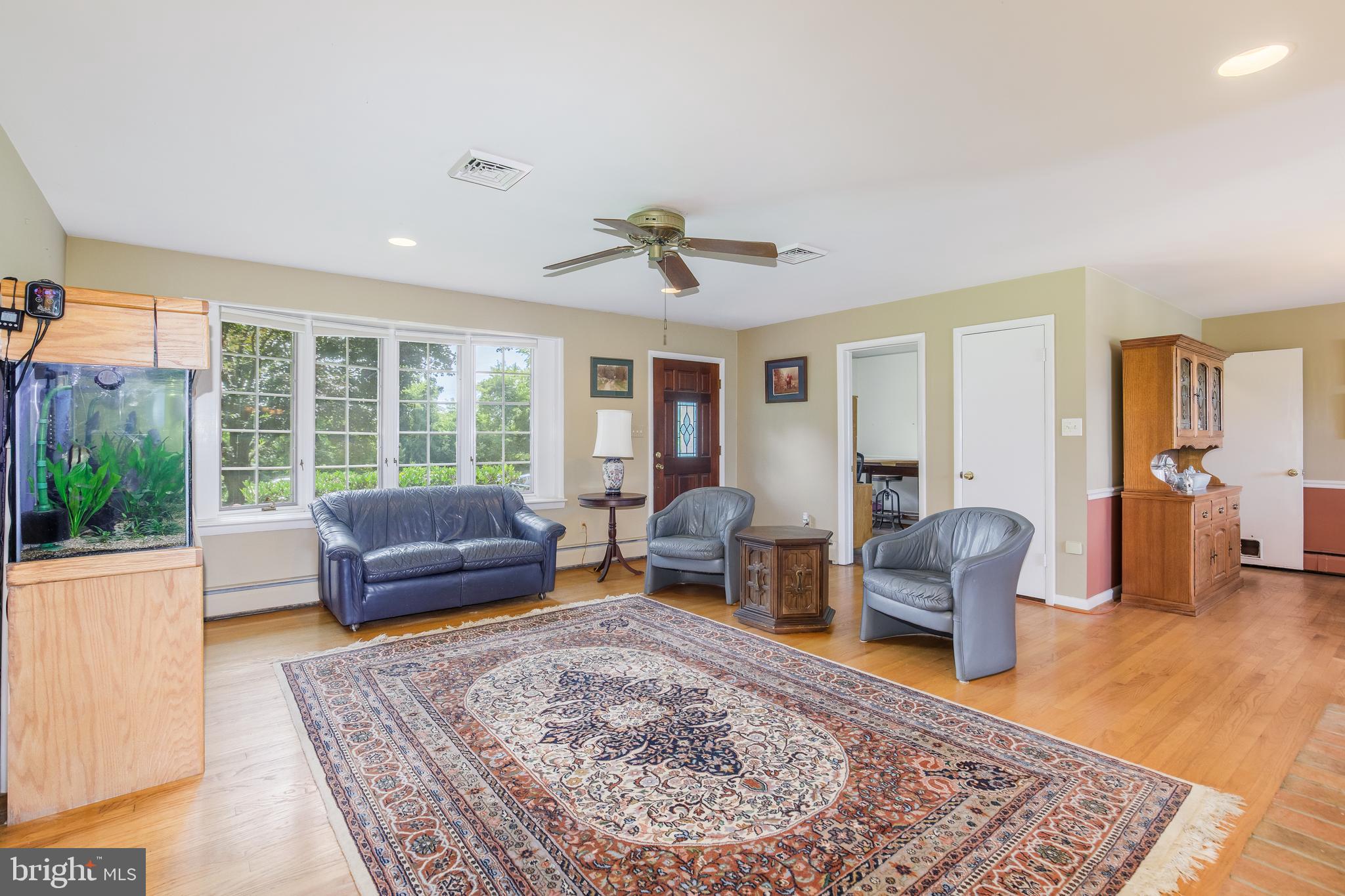 BARNESVILLE OUTSIDE - Residential