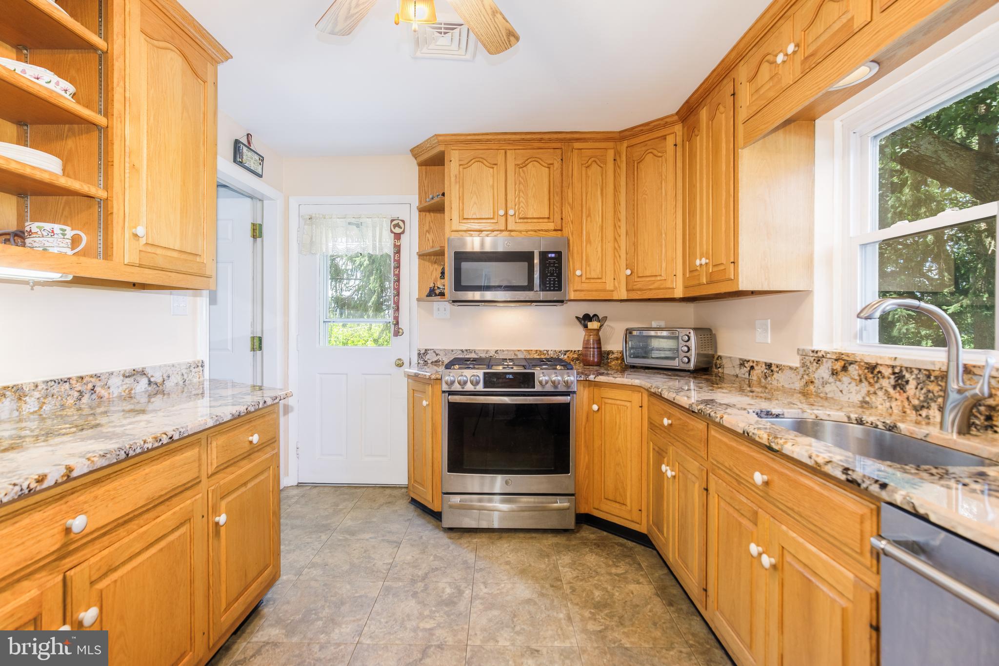 BARNESVILLE OUTSIDE - Residential