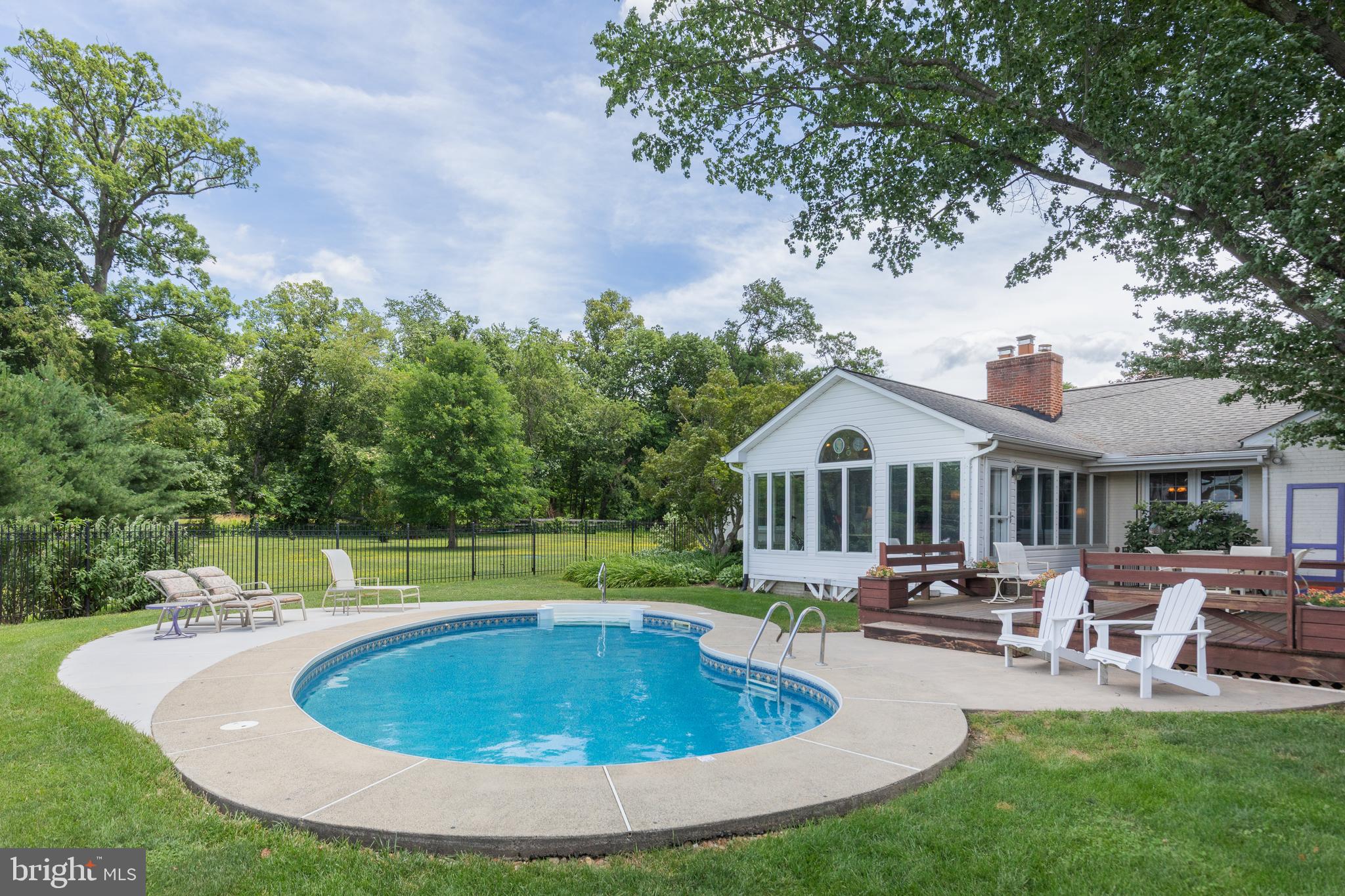 BARNESVILLE OUTSIDE - Residential