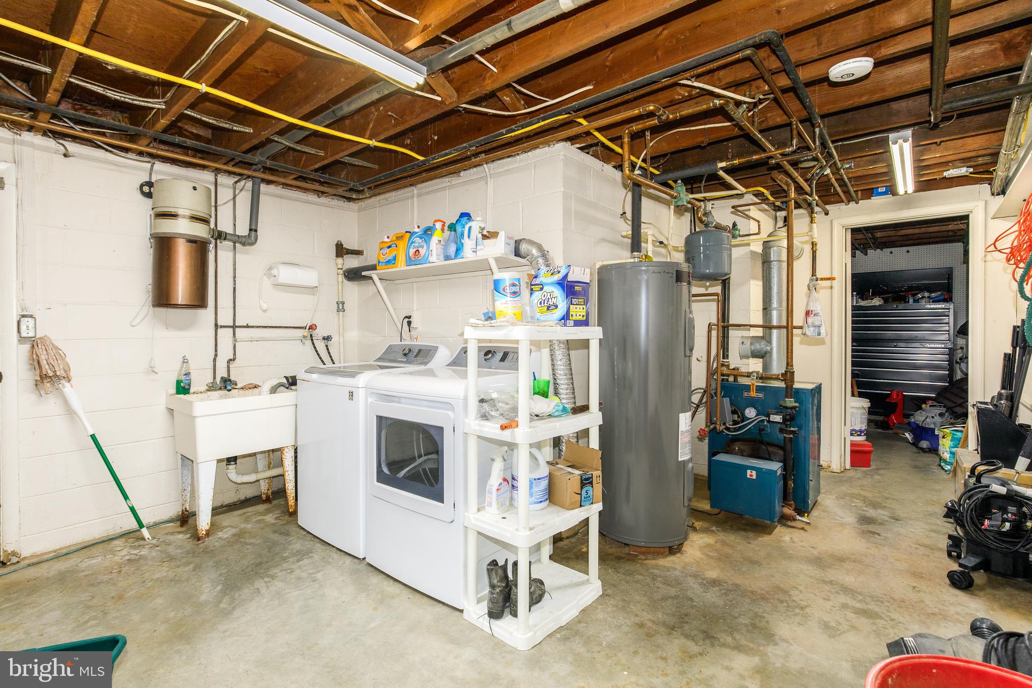 BARNESVILLE OUTSIDE - Residential