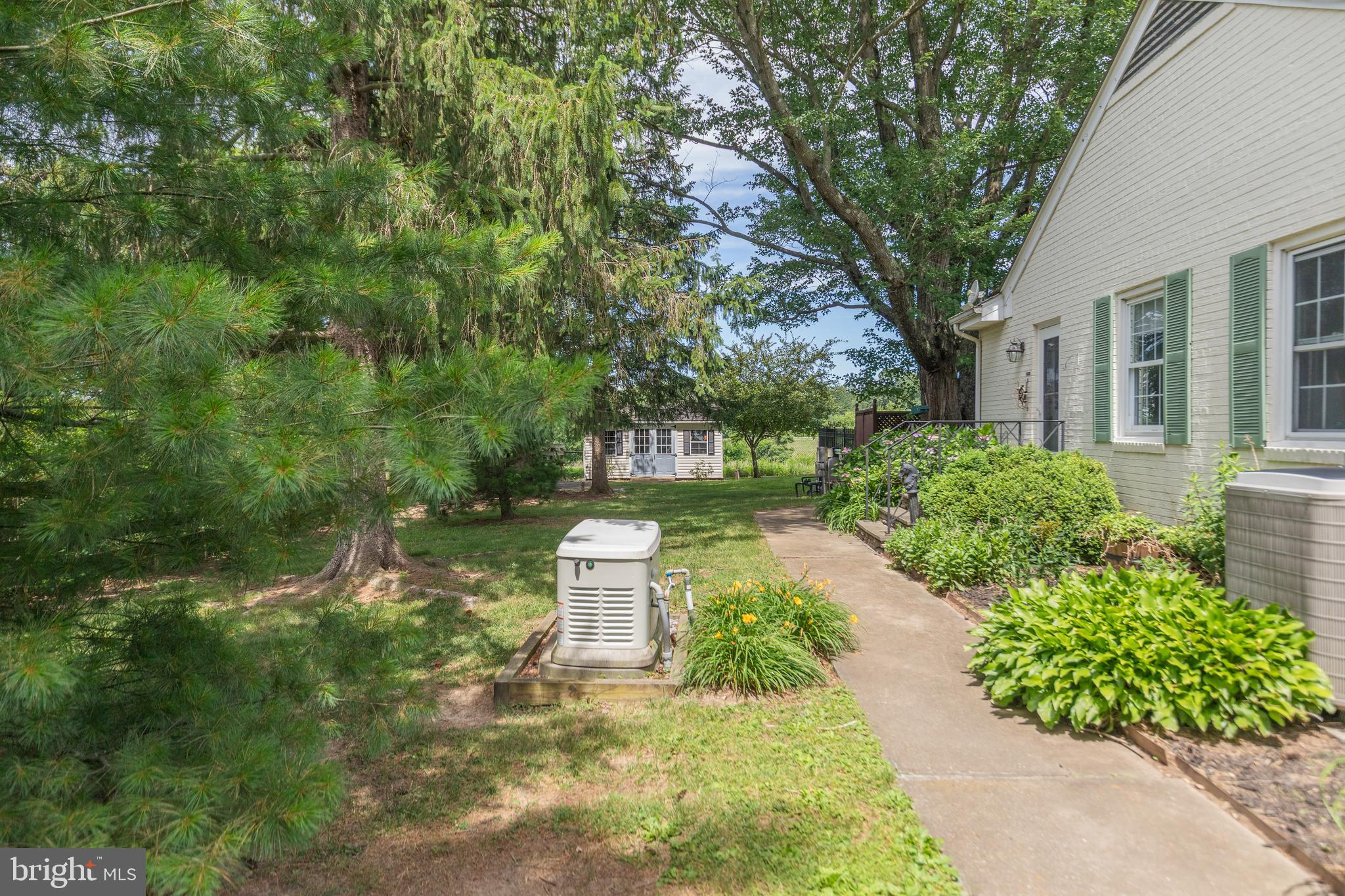 BARNESVILLE OUTSIDE - Residential