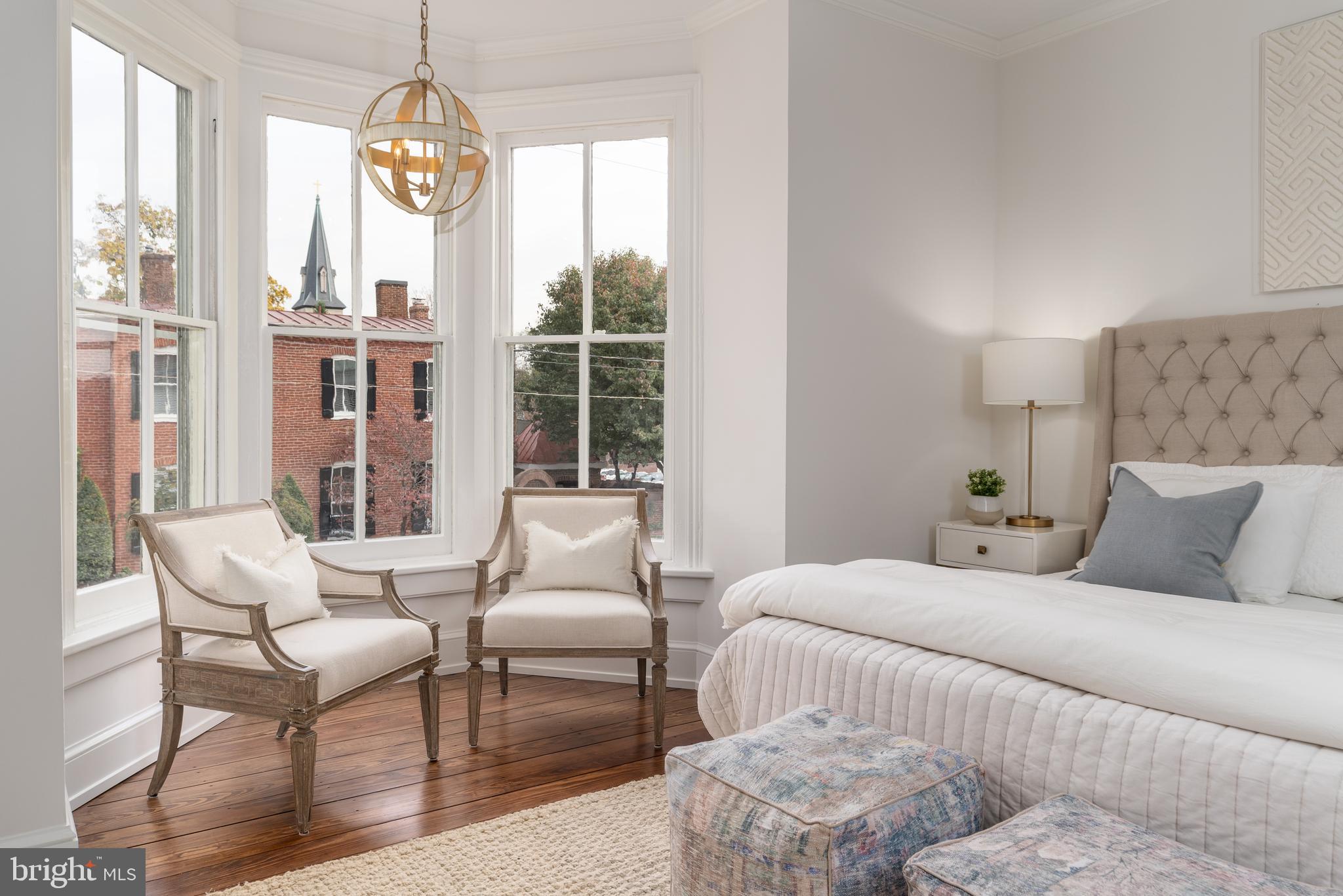 OLD TOWN ALEXANDRIA - Residential