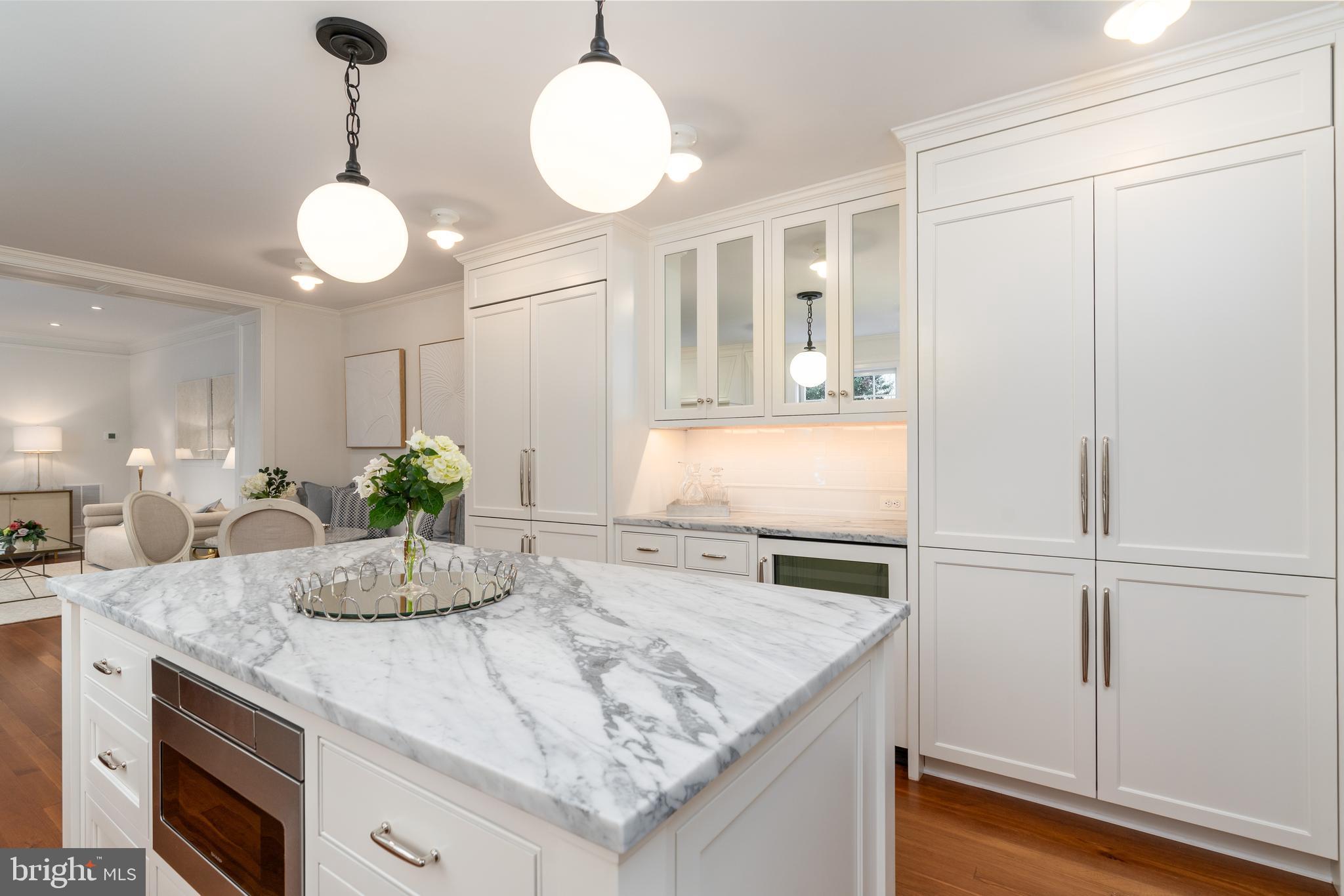 OLD TOWN ALEXANDRIA - Residential