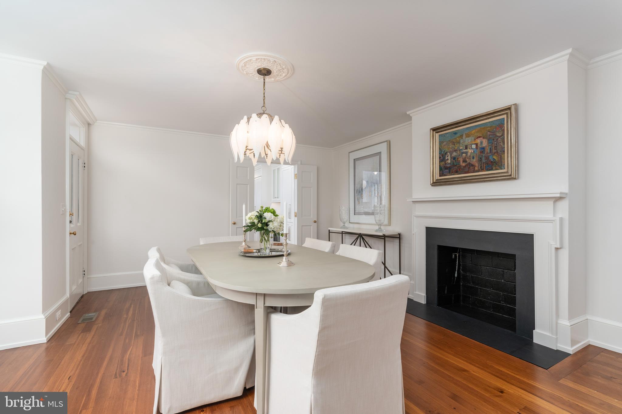 OLD TOWN ALEXANDRIA - Residential