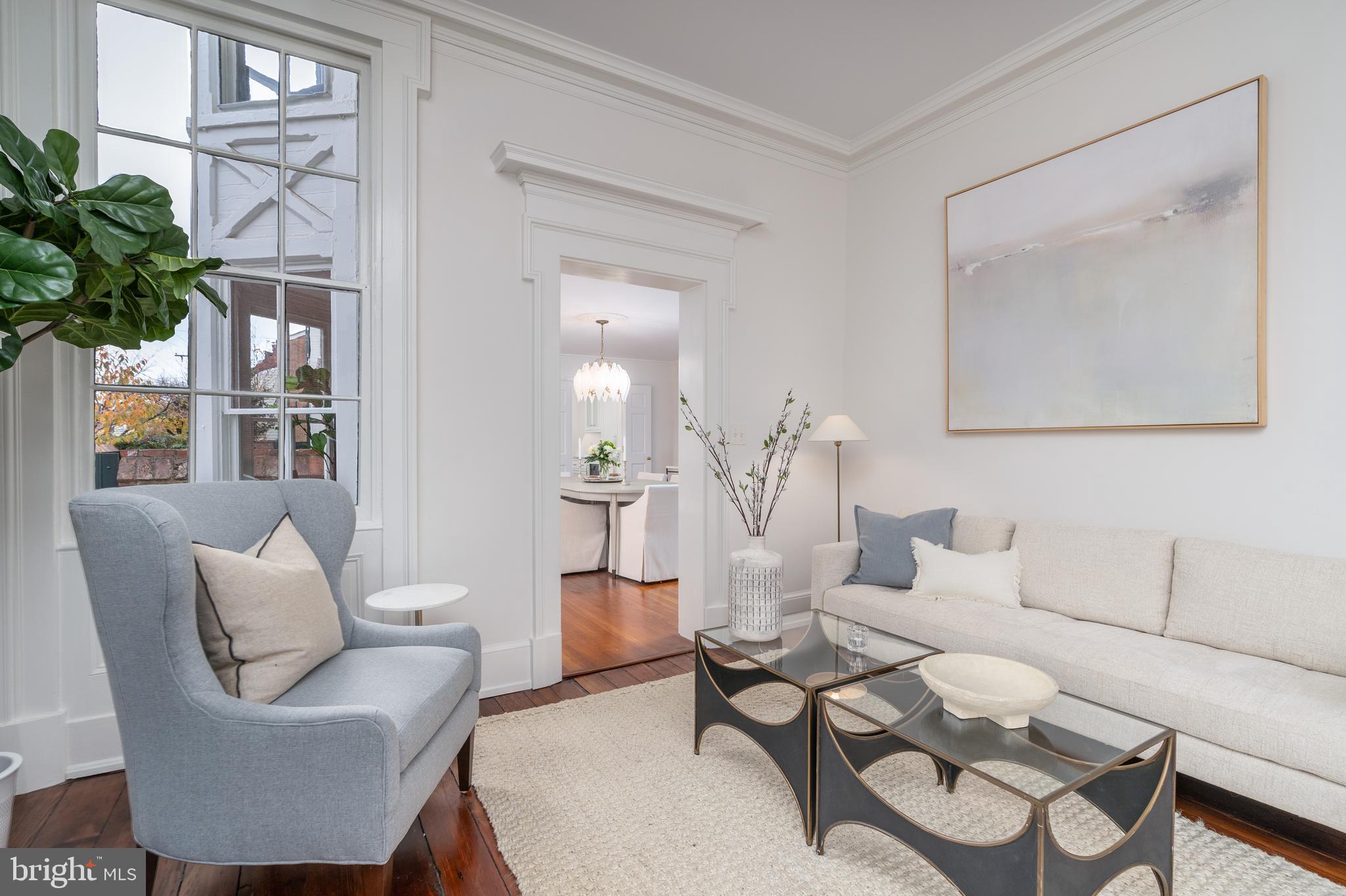 OLD TOWN ALEXANDRIA - Residential