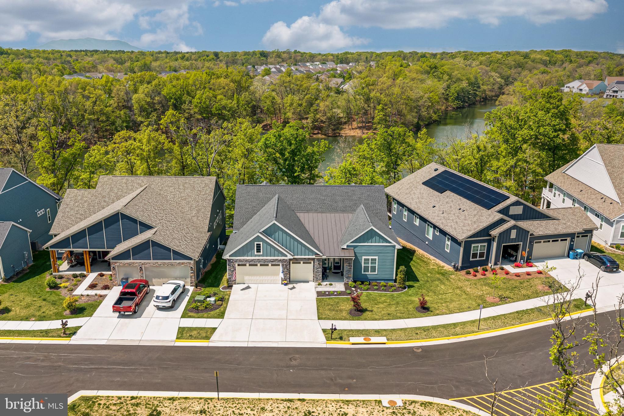 LAKE FREDERICK - Residential