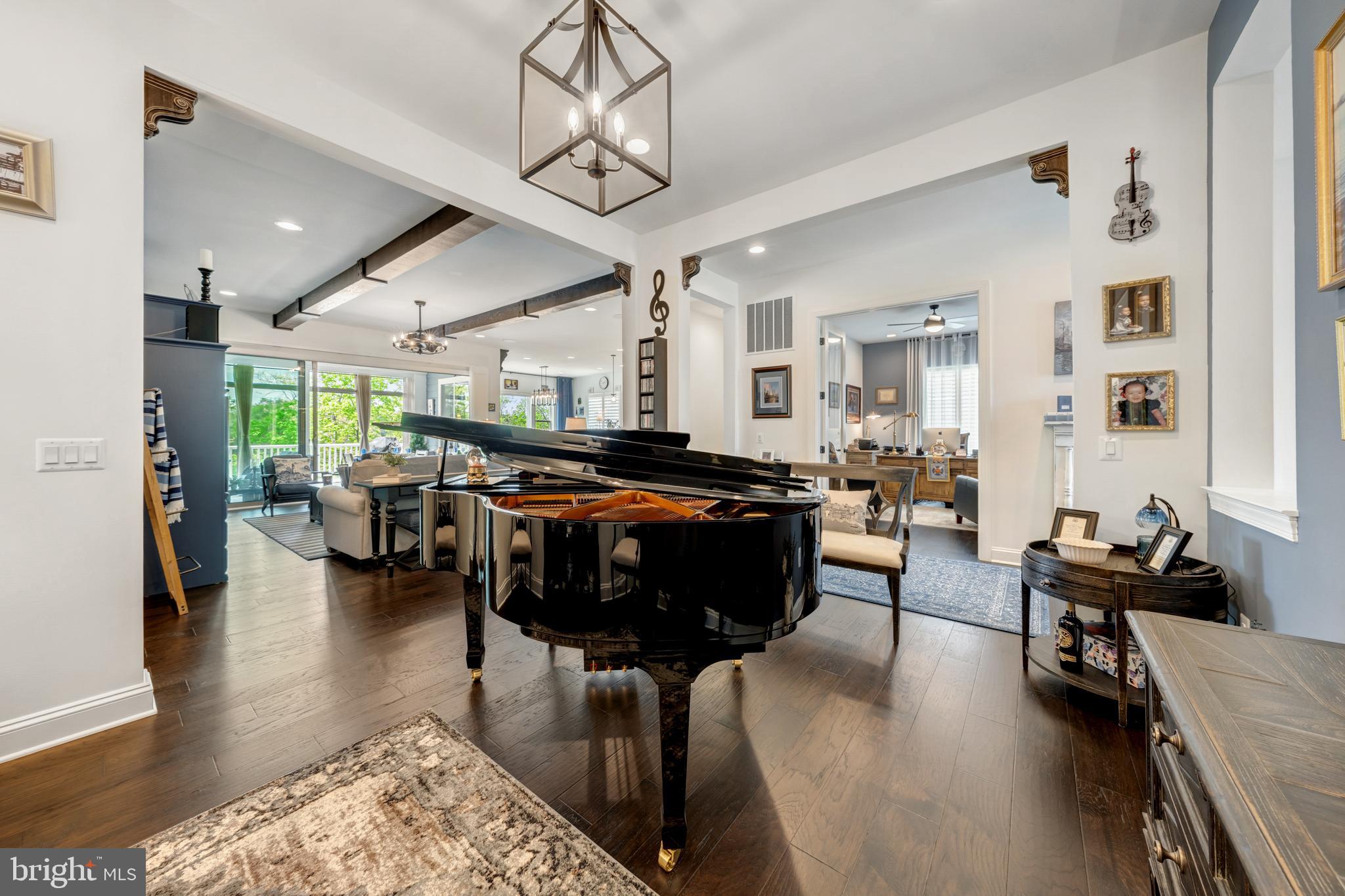 LAKE FREDERICK - Residential