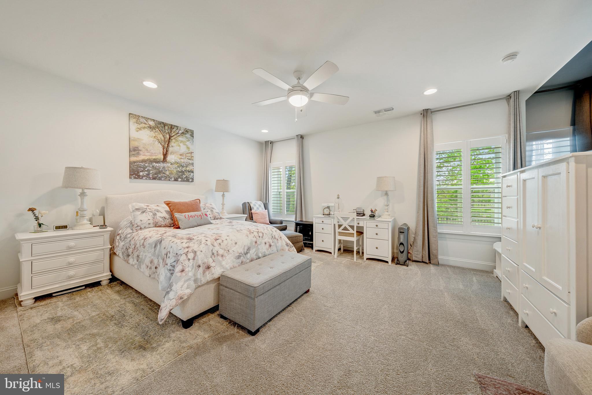 LAKE FREDERICK - Residential