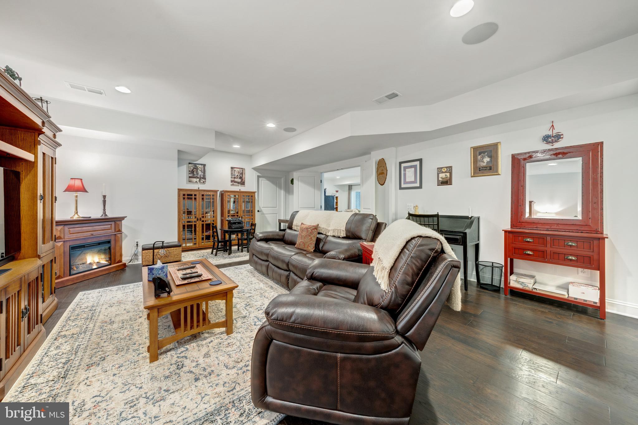 LAKE FREDERICK - Residential