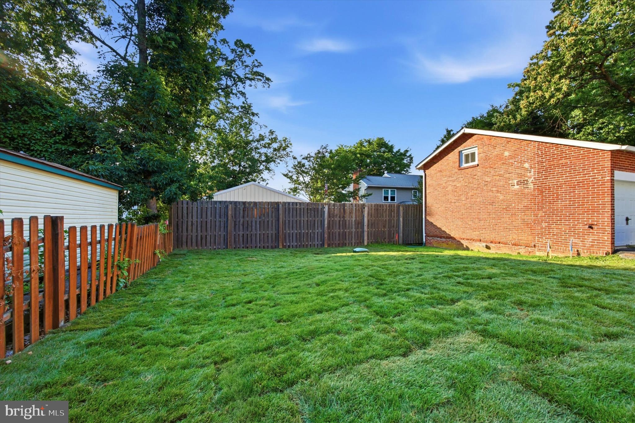 NEWTOWN HGTS - Residential