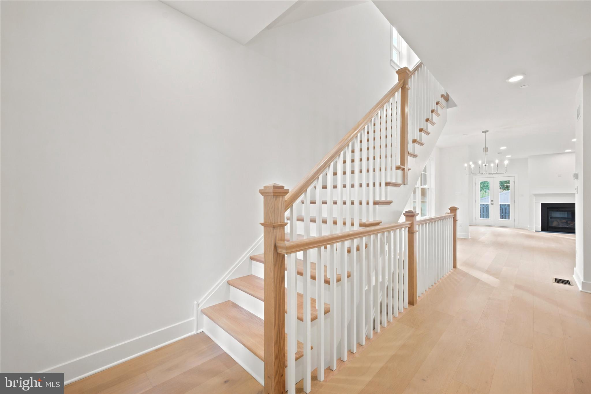 NEWTOWN HGTS - Residential