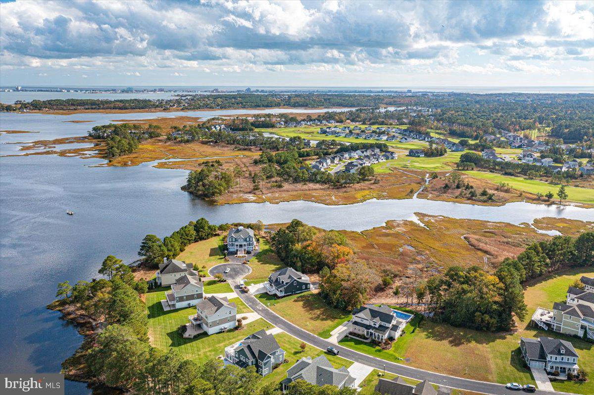 GLEN RIDDLE - Land
