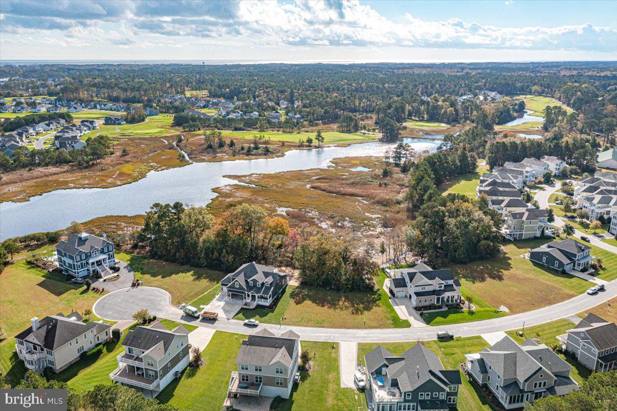 GLEN RIDDLE - Land