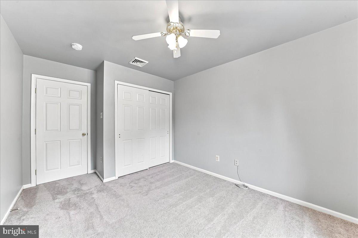 COUNTRY RIDGE - Residential