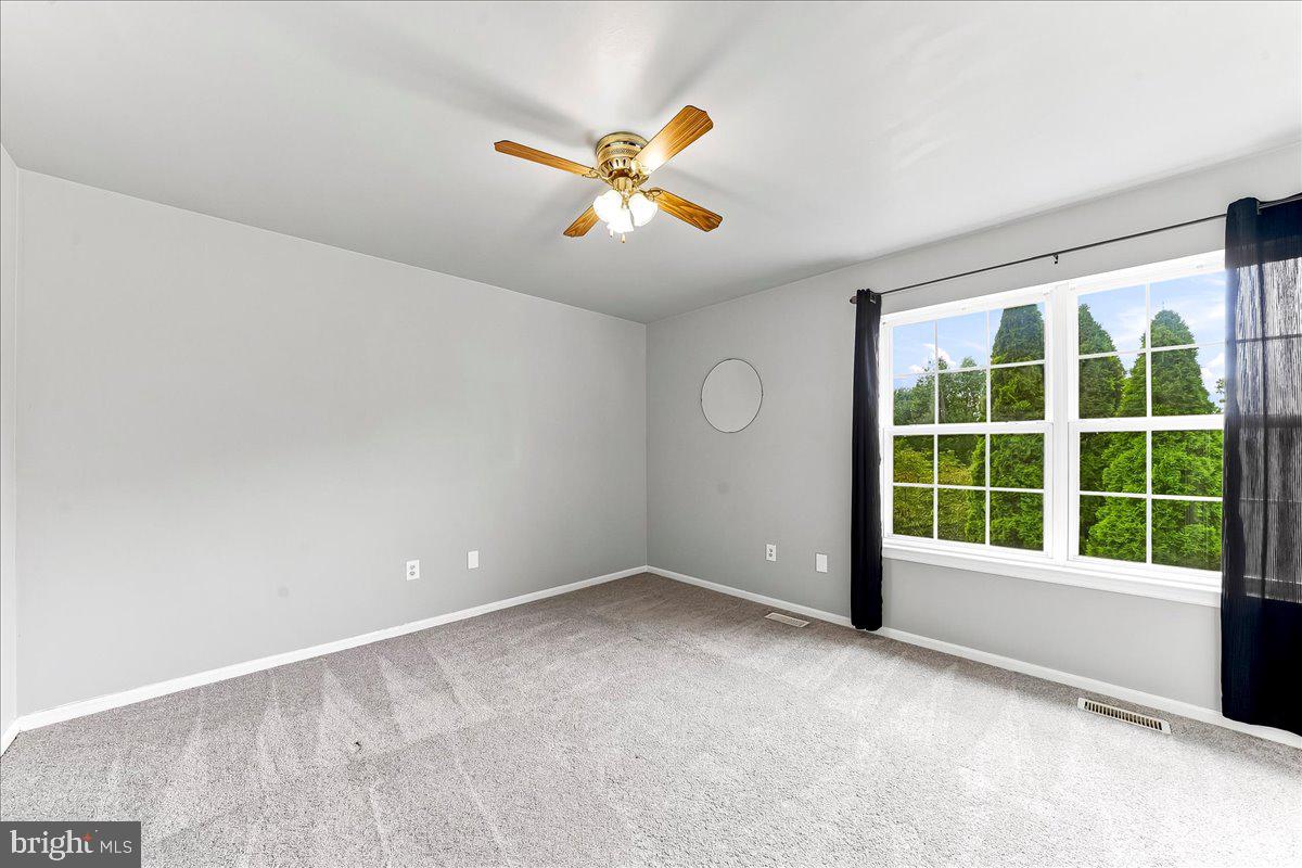 COUNTRY RIDGE - Residential