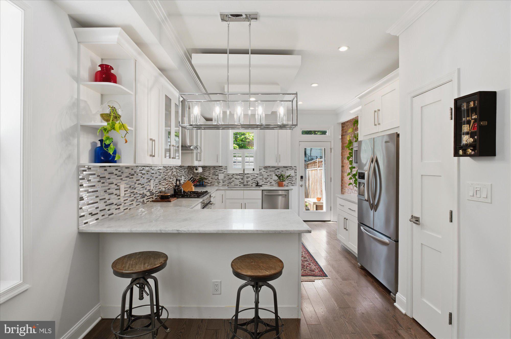 LOGAN CIRCLE - Residential