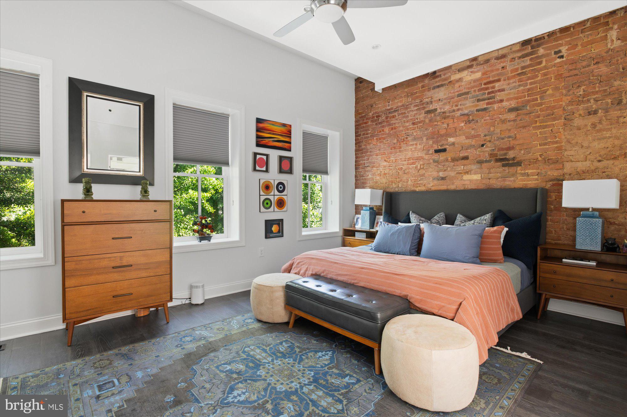 LOGAN CIRCLE - Residential