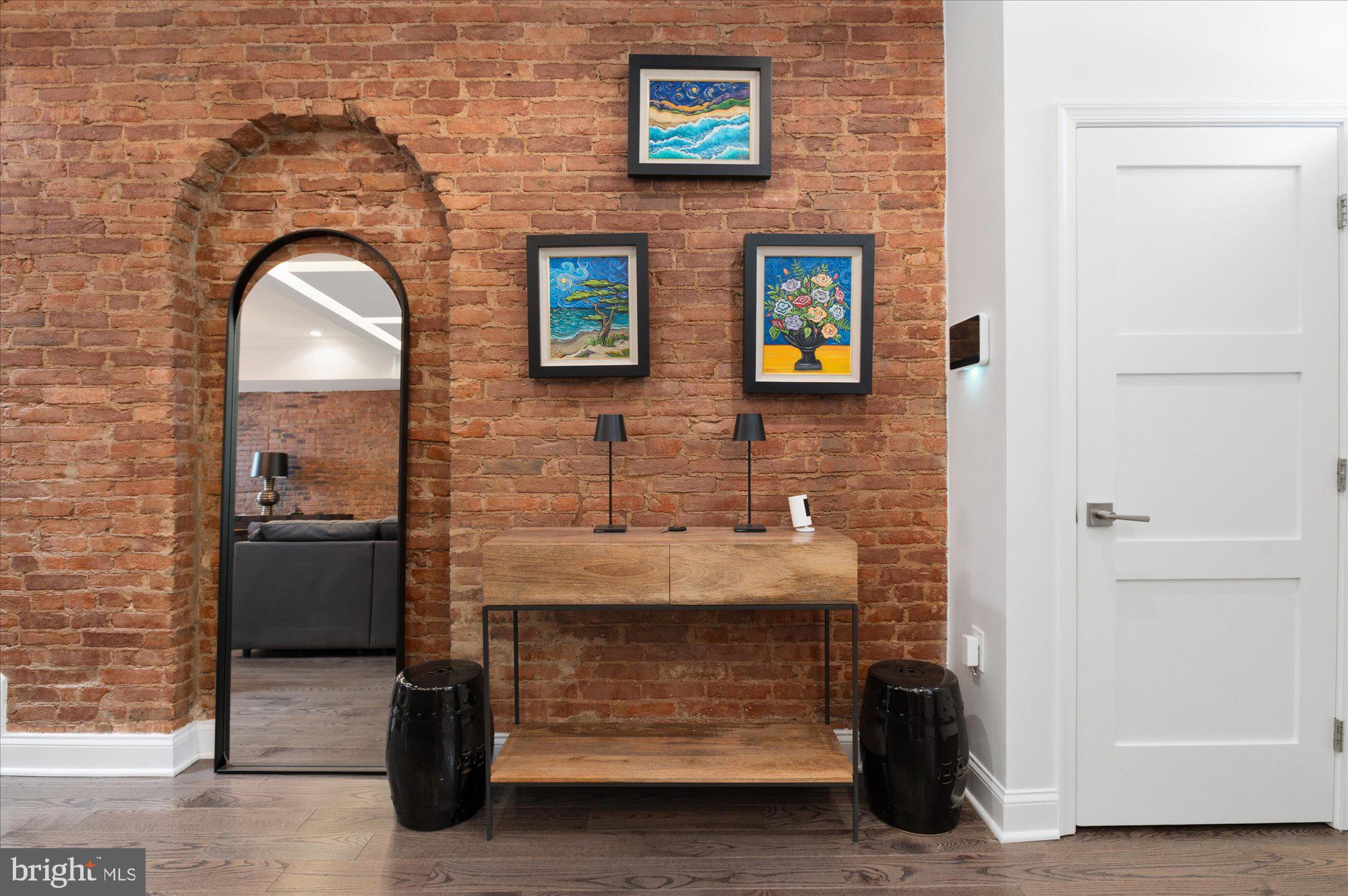 LOGAN CIRCLE - Residential