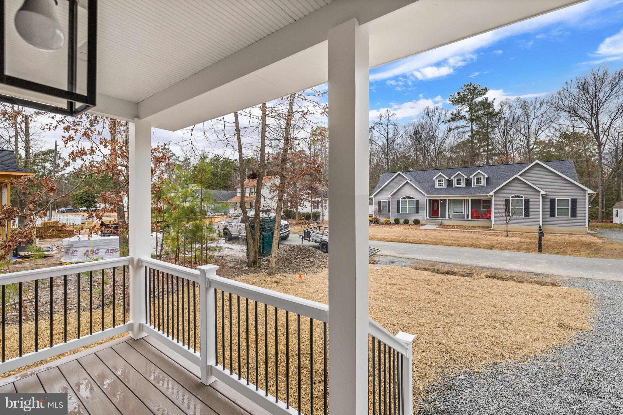 COLONIAL BEACH - Residential