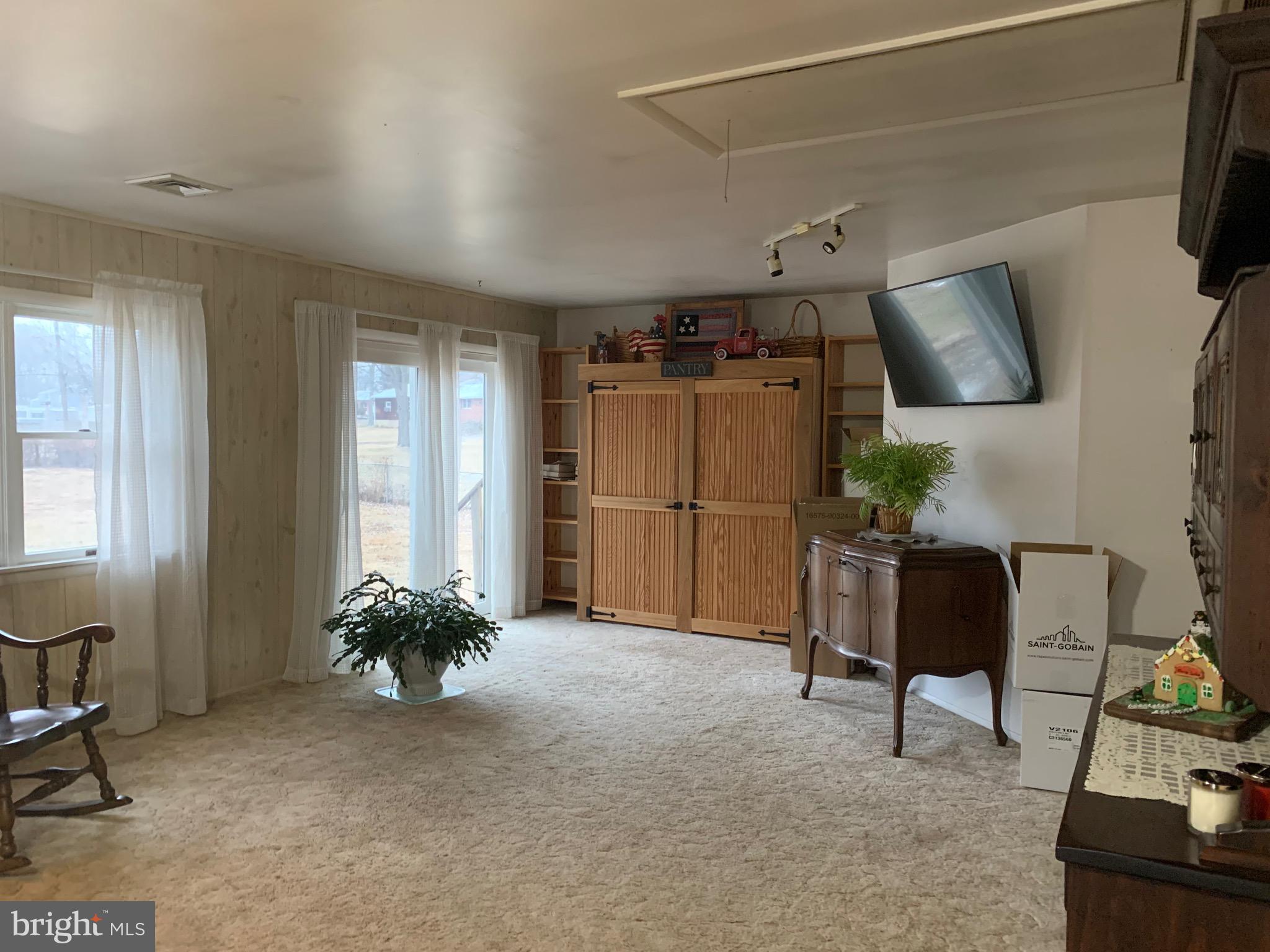 BELMONT HILLS - Residential