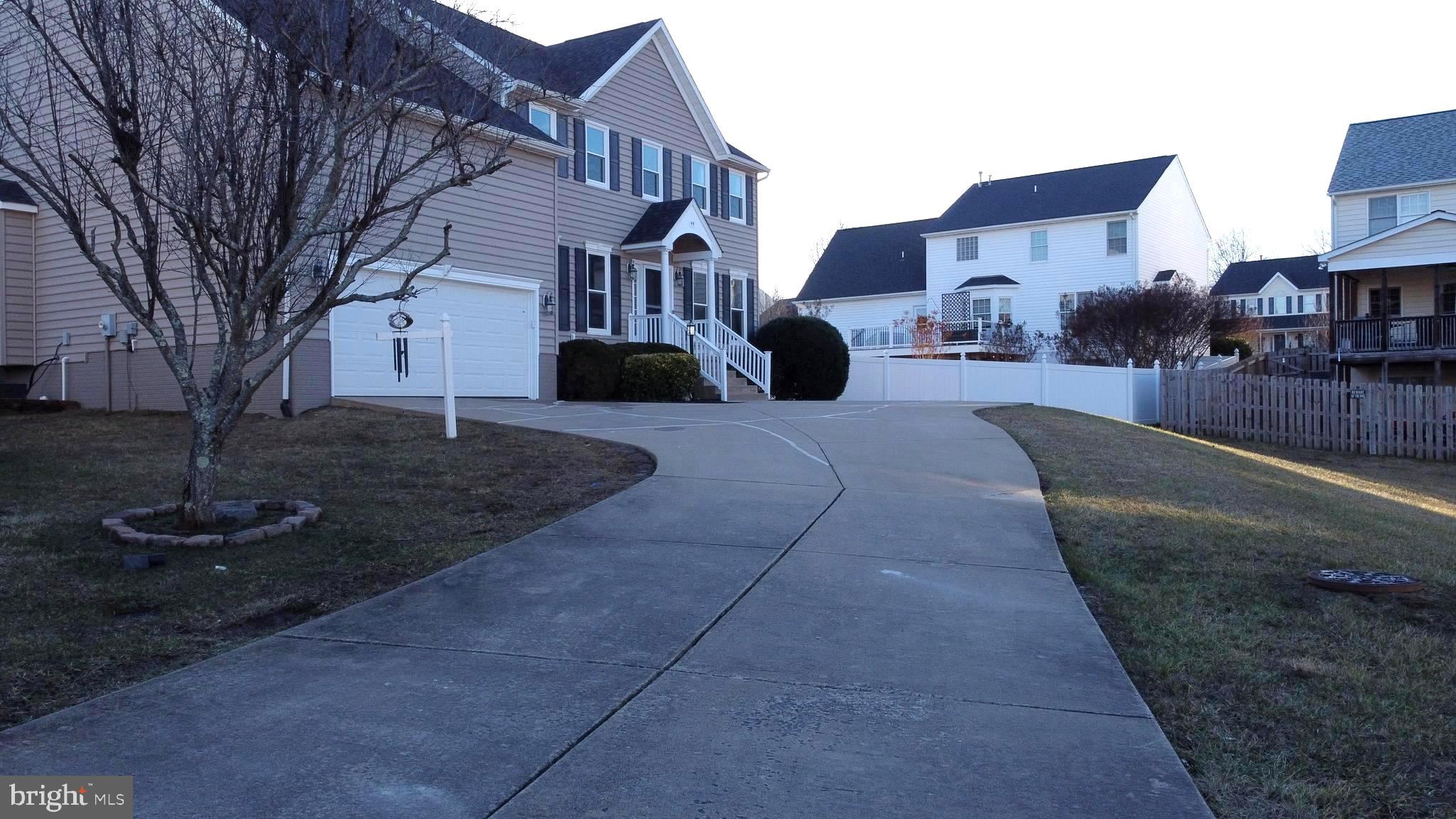 STAFFORD LAKES VILLAGE - Residential