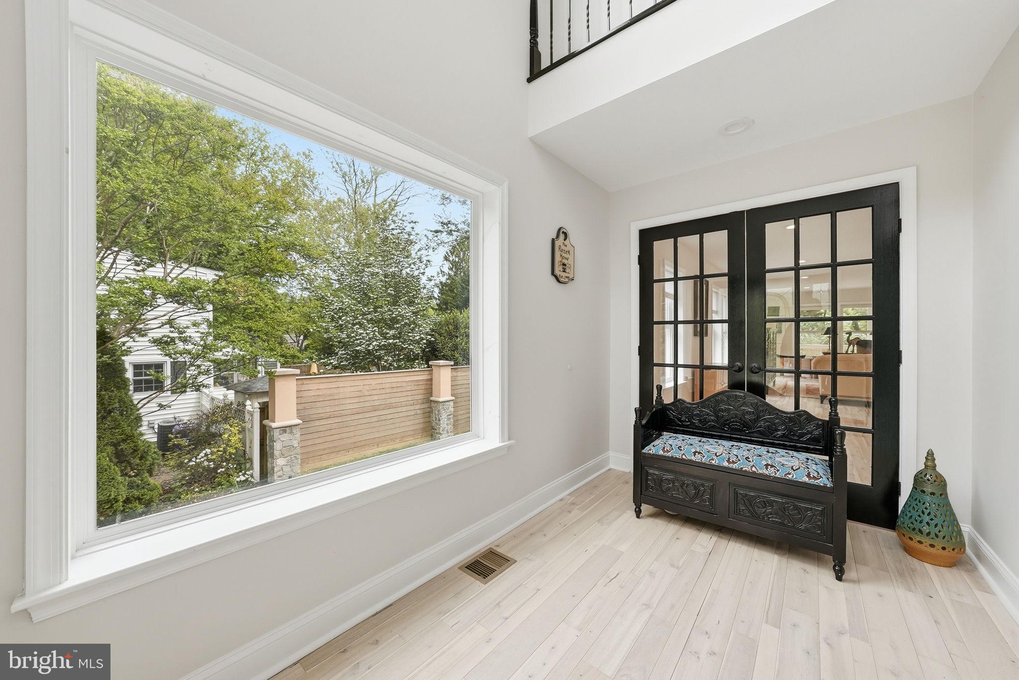 HALEMHURST - Residential