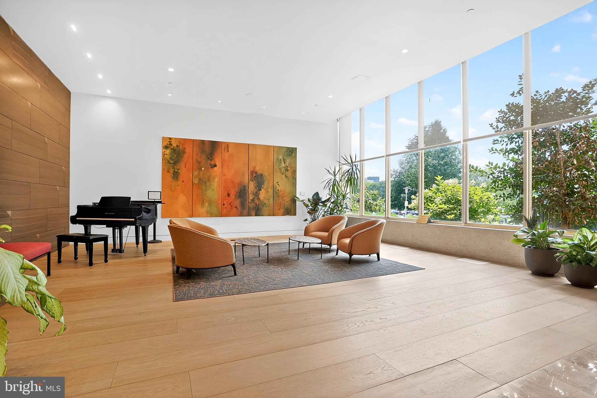 FAIRMOUNT - Residential
