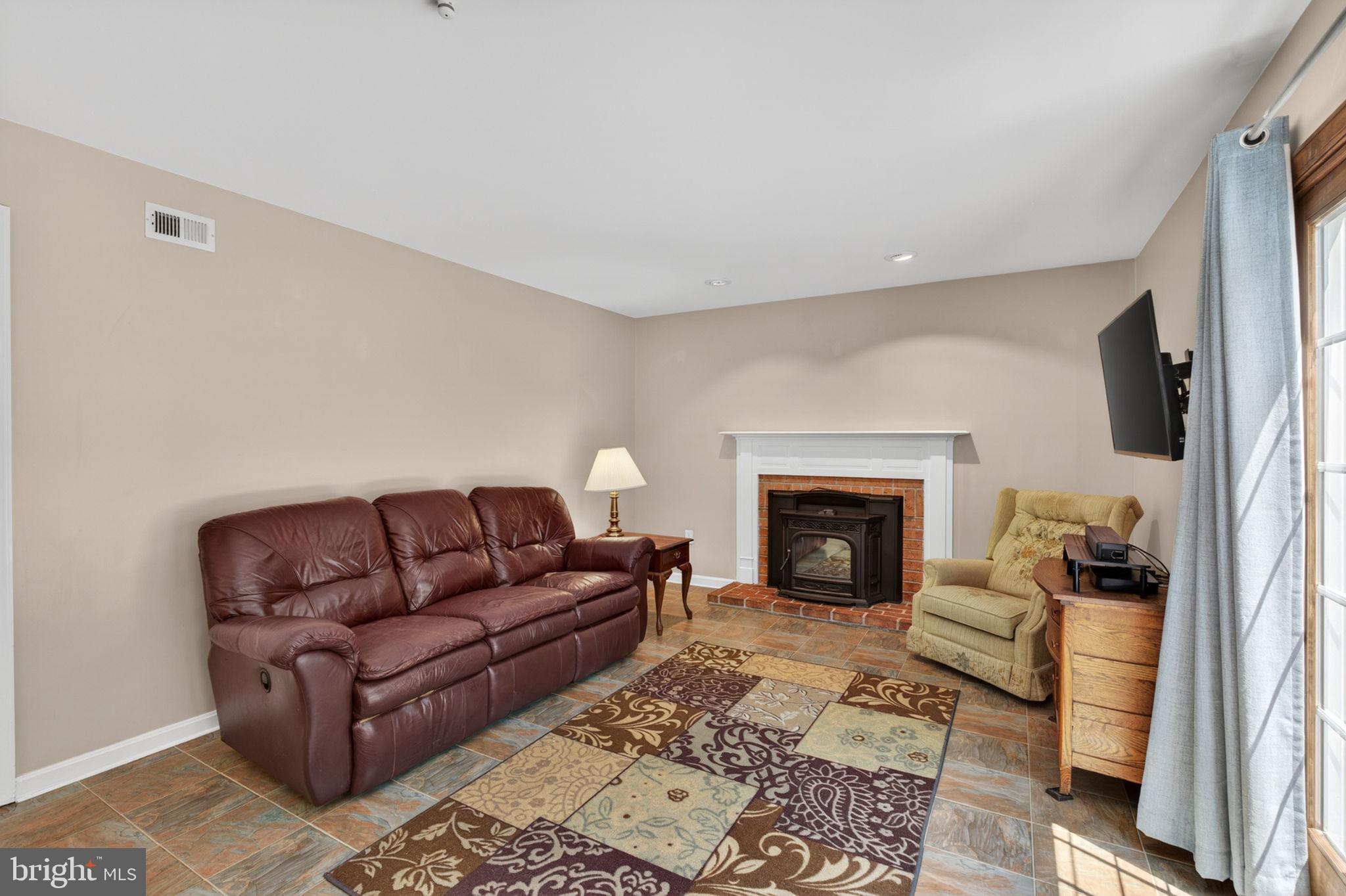 VALEWOOD ESTATES - Residential
