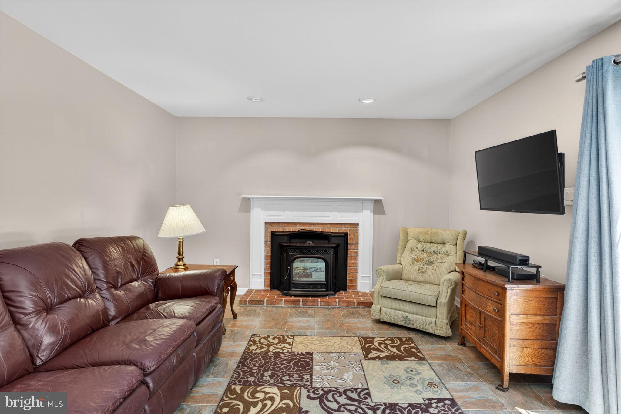 VALEWOOD ESTATES - Residential